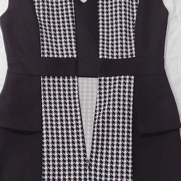 NEW YORK AND CO BLACK AND WHITE HOUNDSTOOTH WAIST BAND PAPLUM SLEEVELESS SIZE 2 - Picture 7 of 13